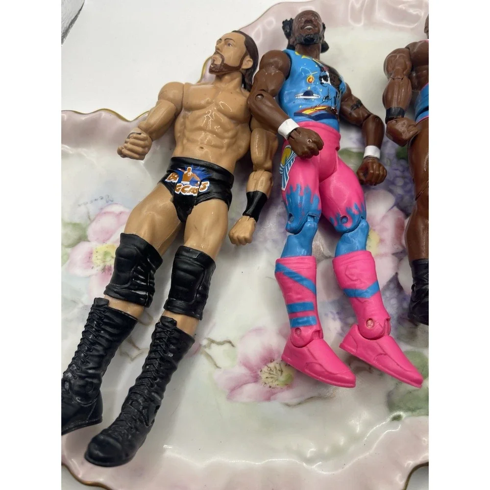 WWE The New Day Mixed Lot of 3 Wrestling Action Figures‎